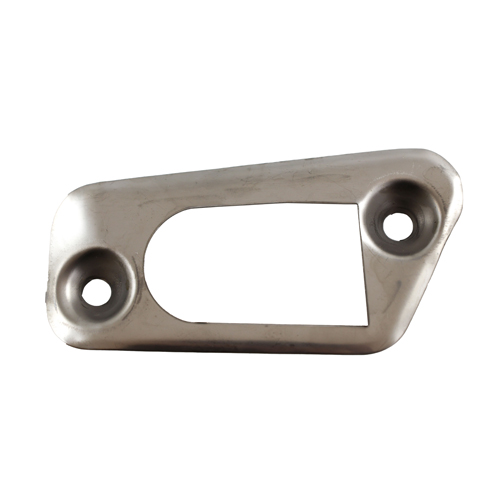 Täckplåt Höger i gruppen Volvo / 240/260 / Innredning / Innvendig tilbehør / Baksete 240/260 5d 1980- hos Jørgenrud Bil og Deler AS (1207871)