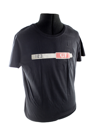 T-Shirt svart 123GT emblem i gruppen Tilbehør / T-skjorter / T-skjorter Amazon hos Jørgenrud Bil og Deler AS (VP-TSBK10)
