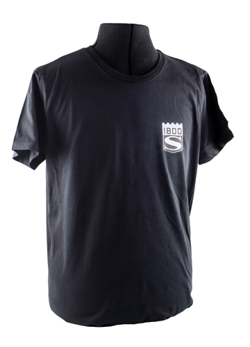 T-shirt svart 1800S emblem i gruppen Tilbehør / T-skjorter / T-skjorter P1800 hos Jørgenrud Bil og Deler AS (VP-TSBK14)