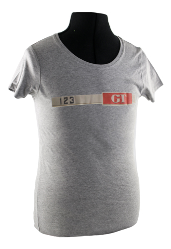 T-Shirt dam grå 123GT emblem i gruppen Tilbehør / T-skjorter / T-skjorter Amazon hos Jørgenrud Bil og Deler AS (VP-TSWGY10)
