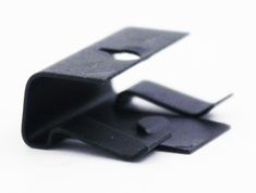 Klammer Vindruta 140 -72 inre