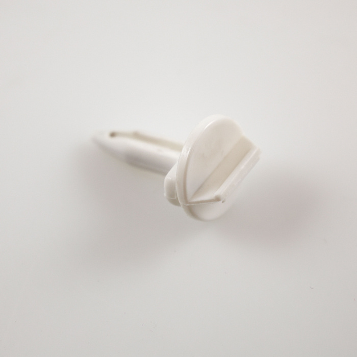 Clips Grill 240/260 81-93 vit