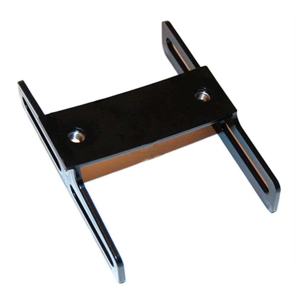 Konsol stötfångare 240/260 81- bak