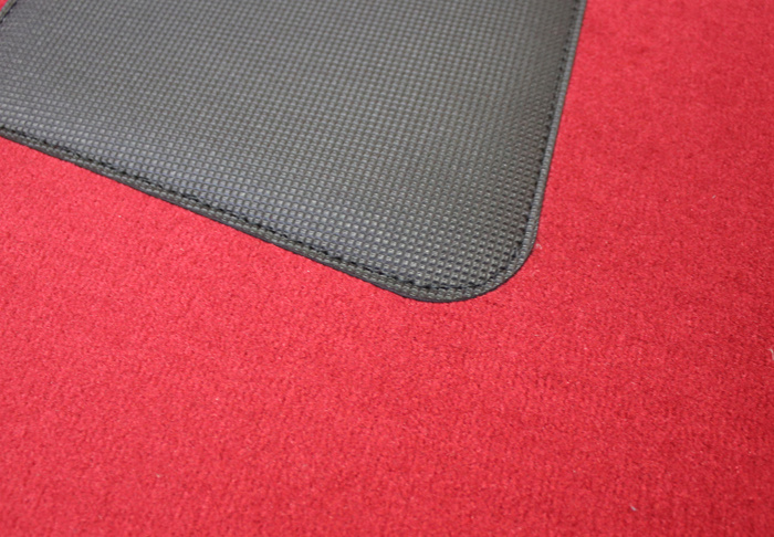 Mattsats 140 -71 med rattväxel. Röd textil