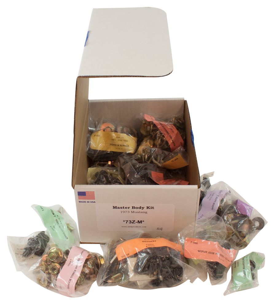 Skruvsats Kaross Mustang 73