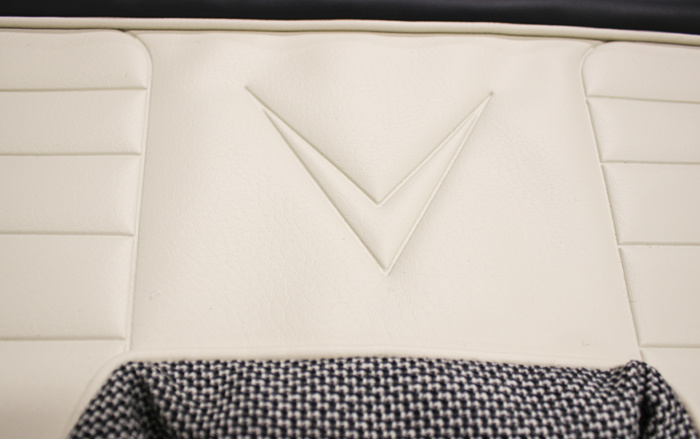 Klädsel Baksäte Amazon 4d 57-58 grå/svart