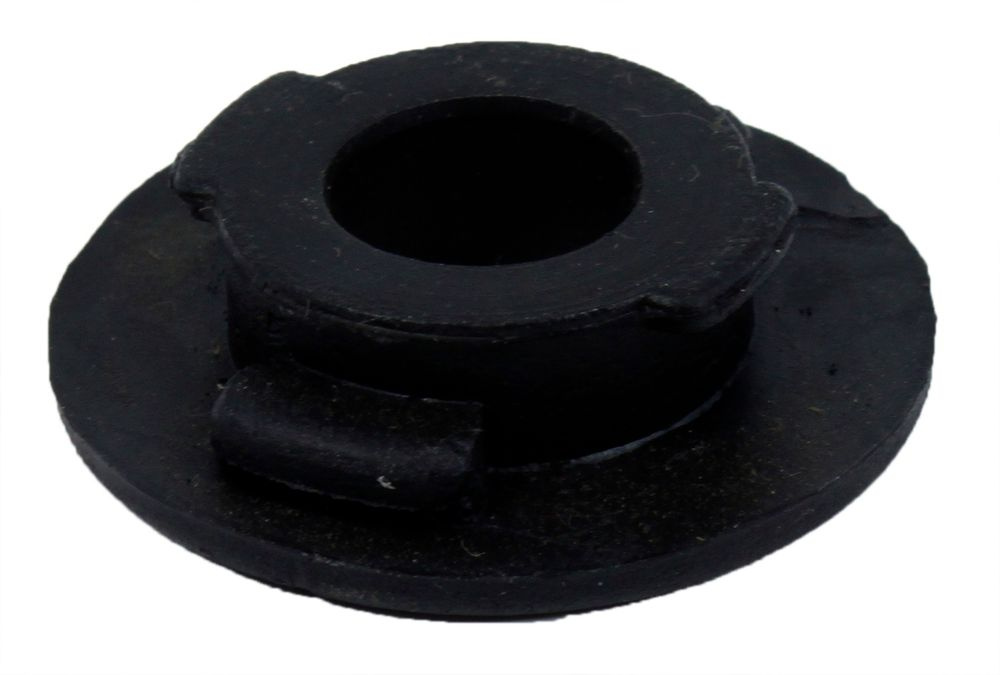 Genomföring ventilkåpa Med Hakar För PCV