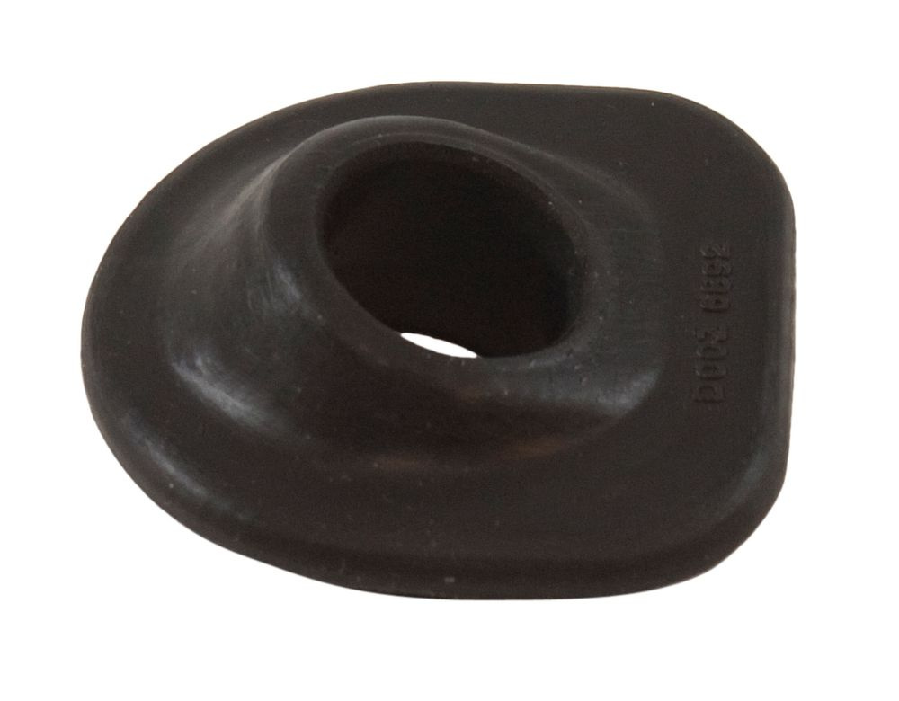 Genomföring ventilkåpa D-formad 70-73