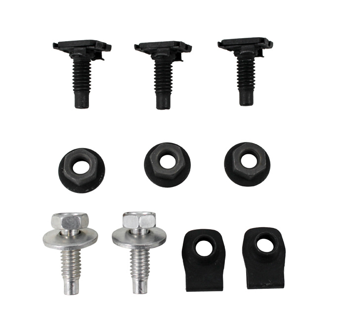 Monteringssats Frontplåt Övre Mustang 68