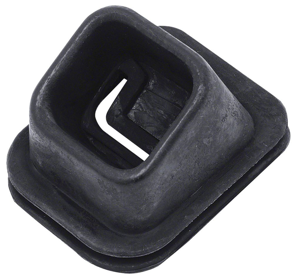 Genomföring kopplingskåpa GM 55-57/62-83