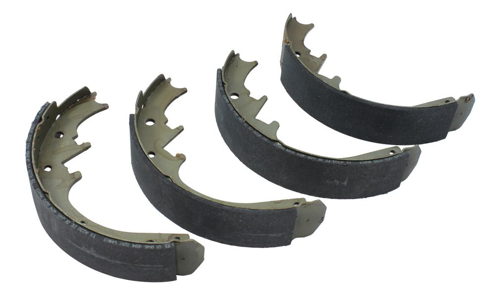 Bromsbackar V8 68-73 bak 10